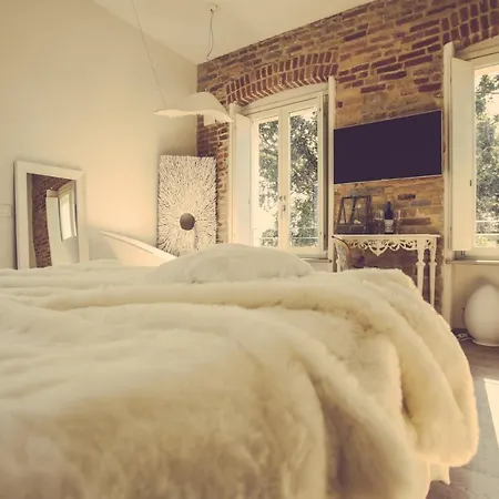 Alloggio per agriturismo Langhe *