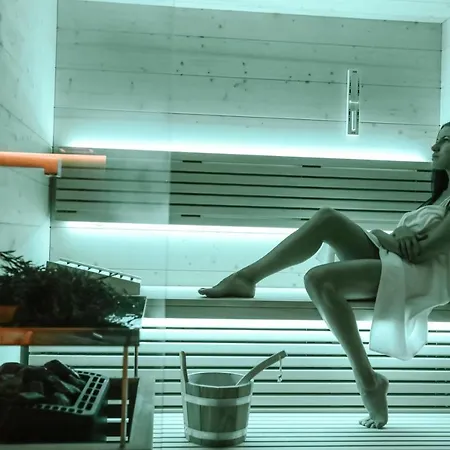 Alloggio per agriturismo Langhe *