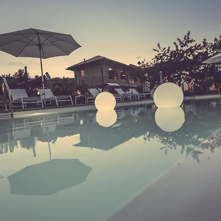 Langhe Alloggio per agriturismo Neive