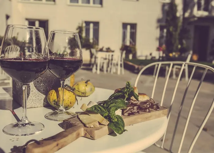 Langhe مزرعة للإقامة *