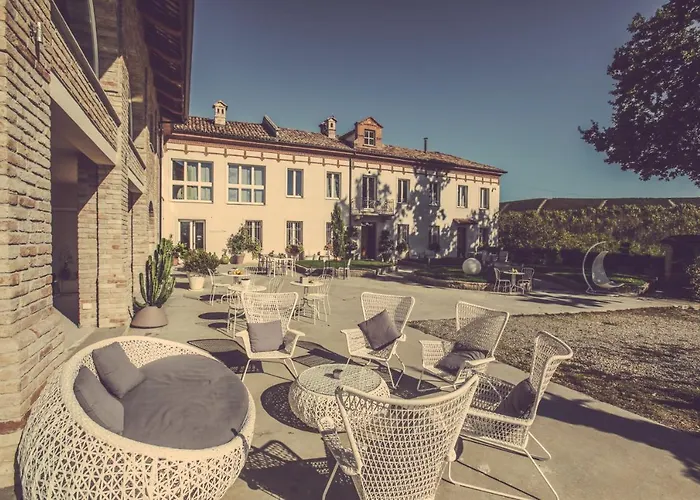 مزرعة للإقامة Langhe *