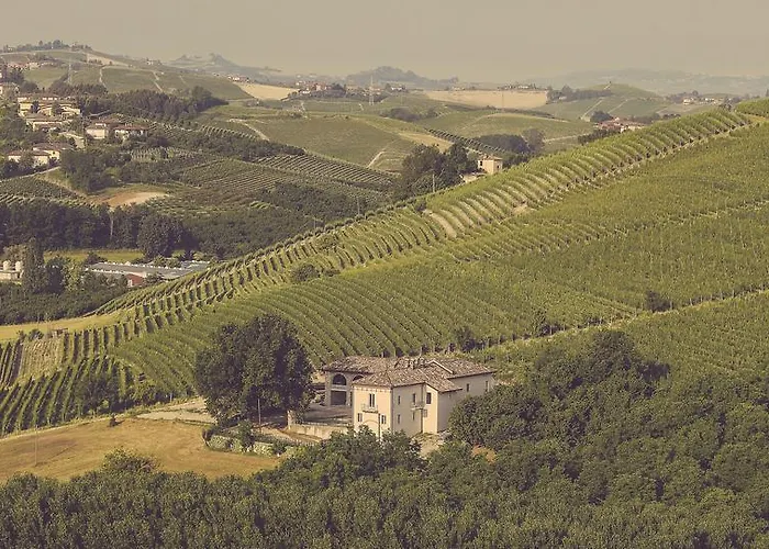 Langhe * نيف