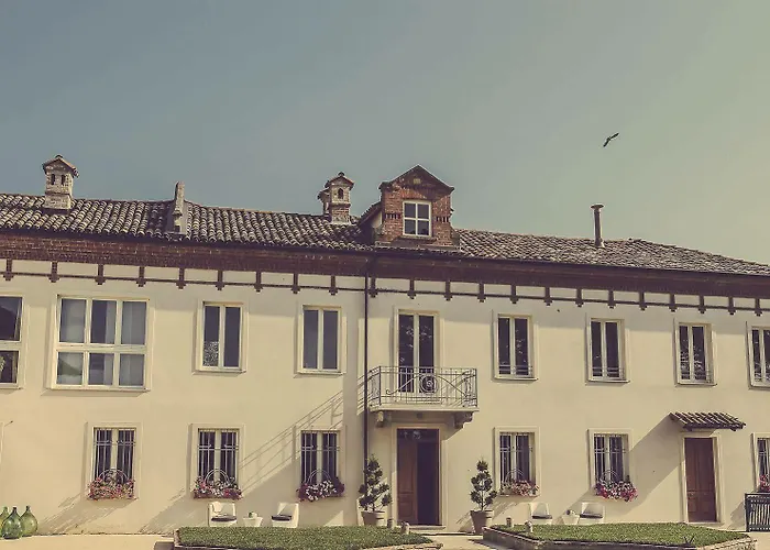 مزرعة للإقامة Langhe